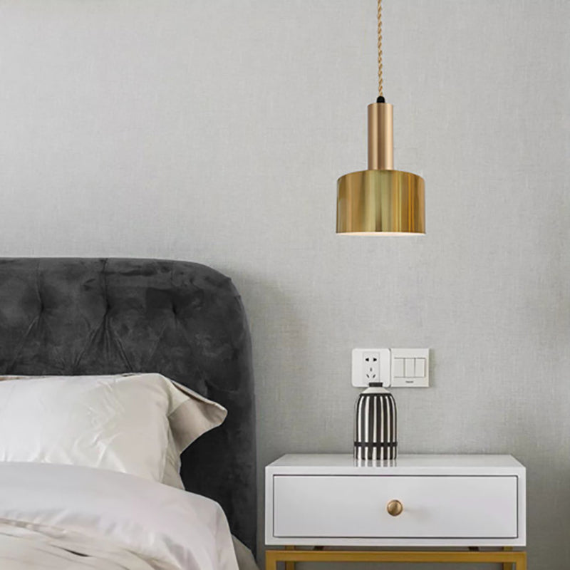 Lampe suspendue de style contemporain simple léger métallique pour le café du salon