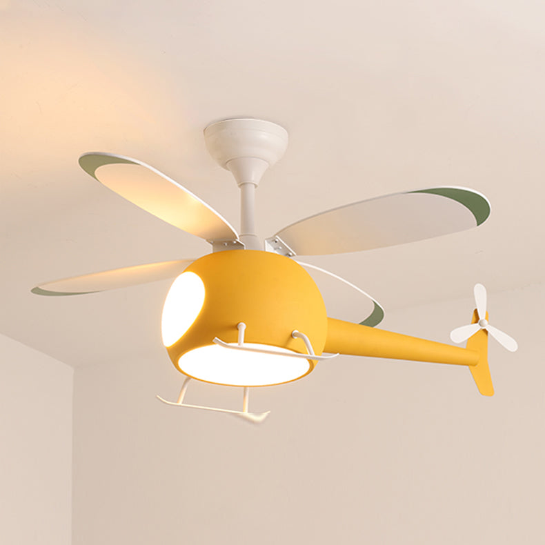 Deckenleuchte im Cartoon -Stil Lampe Metal Semi Flush Mount Leuchte mit Holzlüfterklinge
