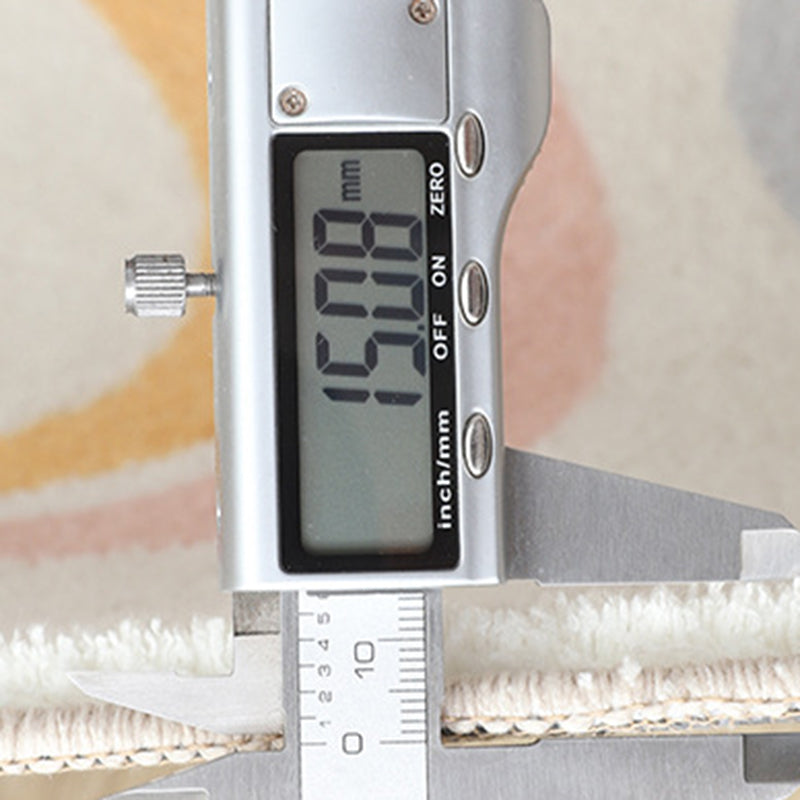 White Modern Rug Polyester Pattern Rug Stain Resistant Rug for Living Room