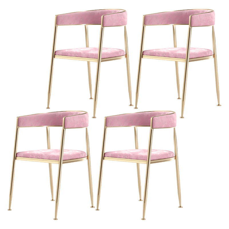 El comedor del metal de Glam preside el sillón tapizado trasero abierto