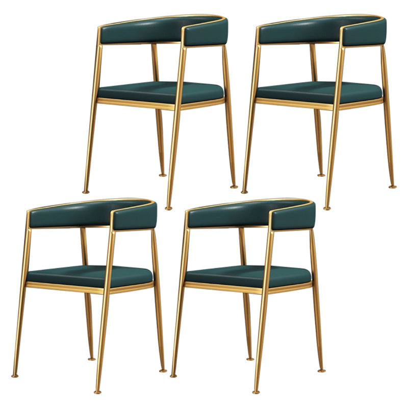 El comedor del metal de Glam preside el sillón tapizado trasero abierto
