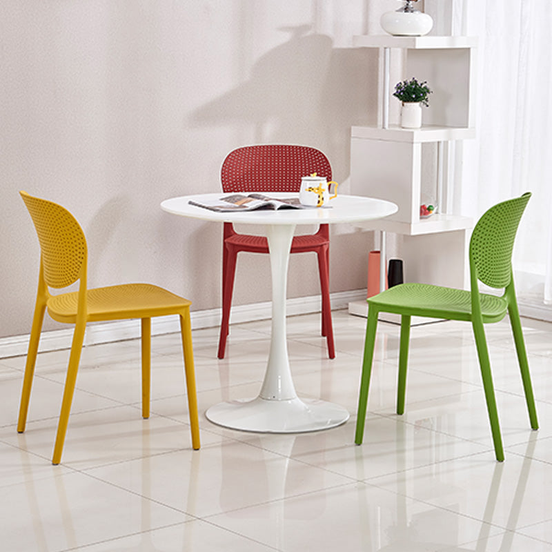 Silla lateral moderna de plástico para interior y exterior, silla lateral de comedor con respaldo abierto para el hogar
