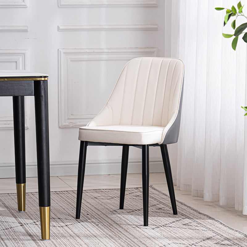 Silla lateral interior escandinava Silla de comedor Parsons tapizada de metal