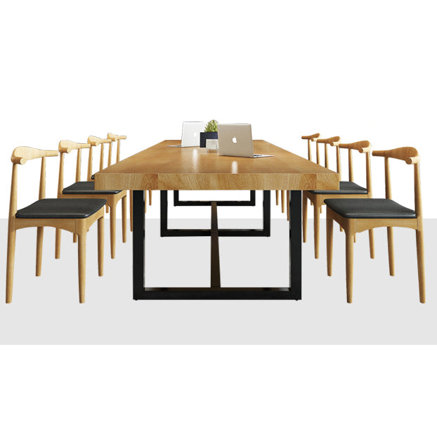 Mesa de comedor rectangular industrial de metal, mesa superior de madera maciza de pino con base de caballete