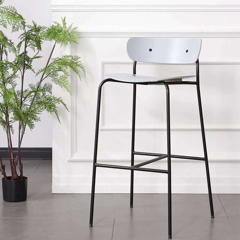 Industrieller, schlichter Barhocker aus Eisen, Restaurant-Hocker mit Holzsitz, 1 Stück