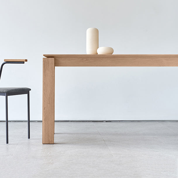 Mesa de comedor rectangular Mesa fija moderna de madera maciza con 4 patas