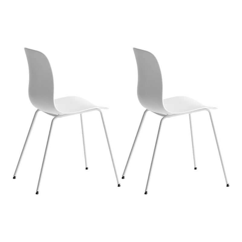 La salle à manger en plastique contemporaine préside des chaises de salle à manger en métal sans bras pour un usage domestique
