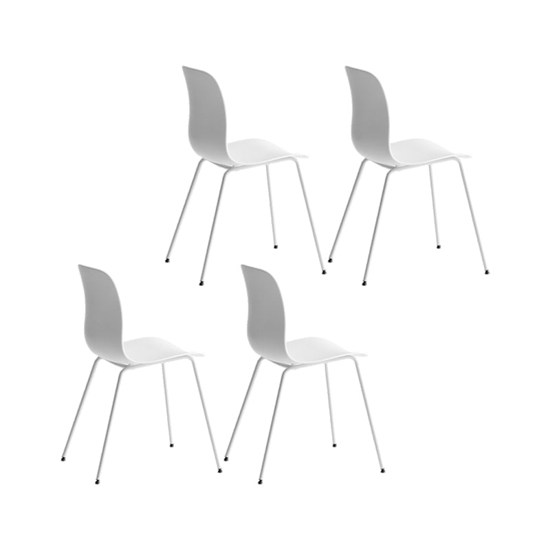 La salle à manger en plastique contemporaine préside des chaises de salle à manger en métal sans bras pour un usage domestique
