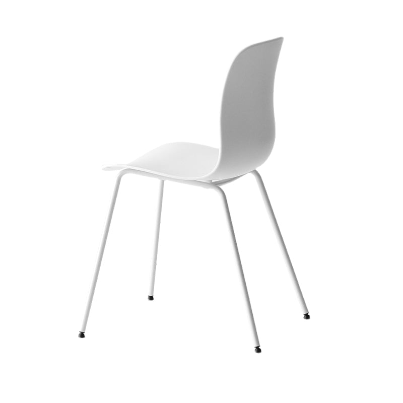 La salle à manger en plastique contemporaine préside des chaises de salle à manger en métal sans bras pour un usage domestique