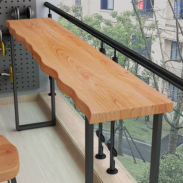 Table du bistrot en bois brun moderne avec table rectangle top trestle noir, seule table