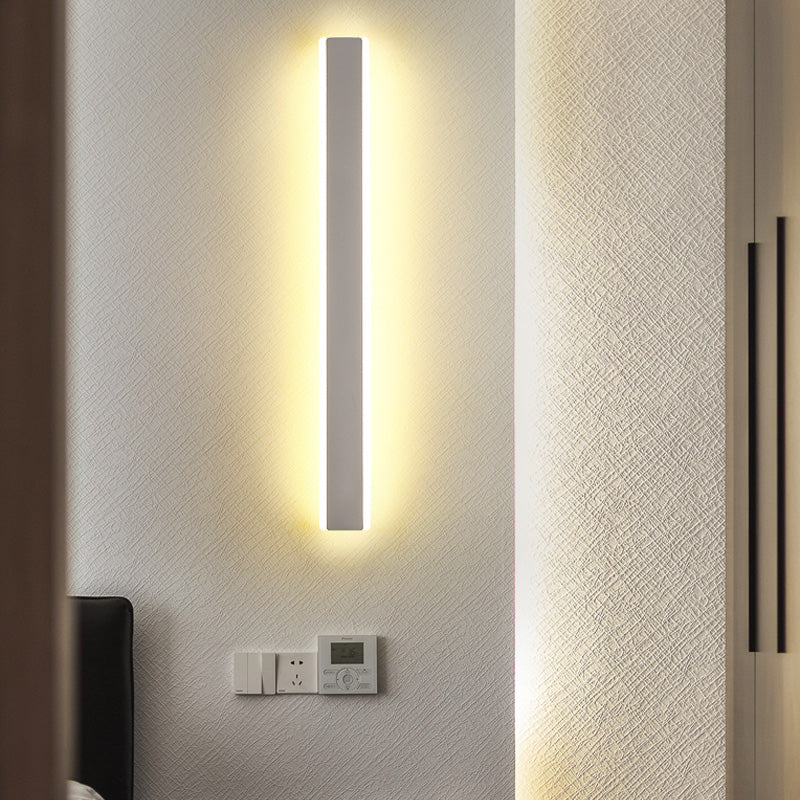 1-Light Modern Wall Sconce Straight LED Wall Light with Metal for Living Room