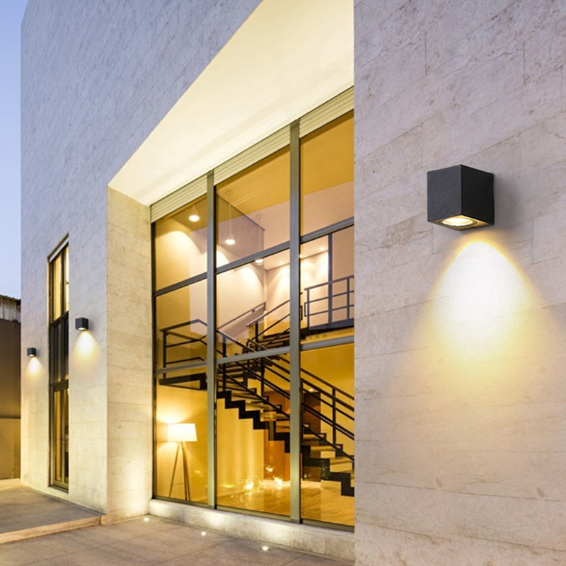 Luz de montaje de pared simple de estilo moderno Corredor al aire libre LED LIGHTURA
