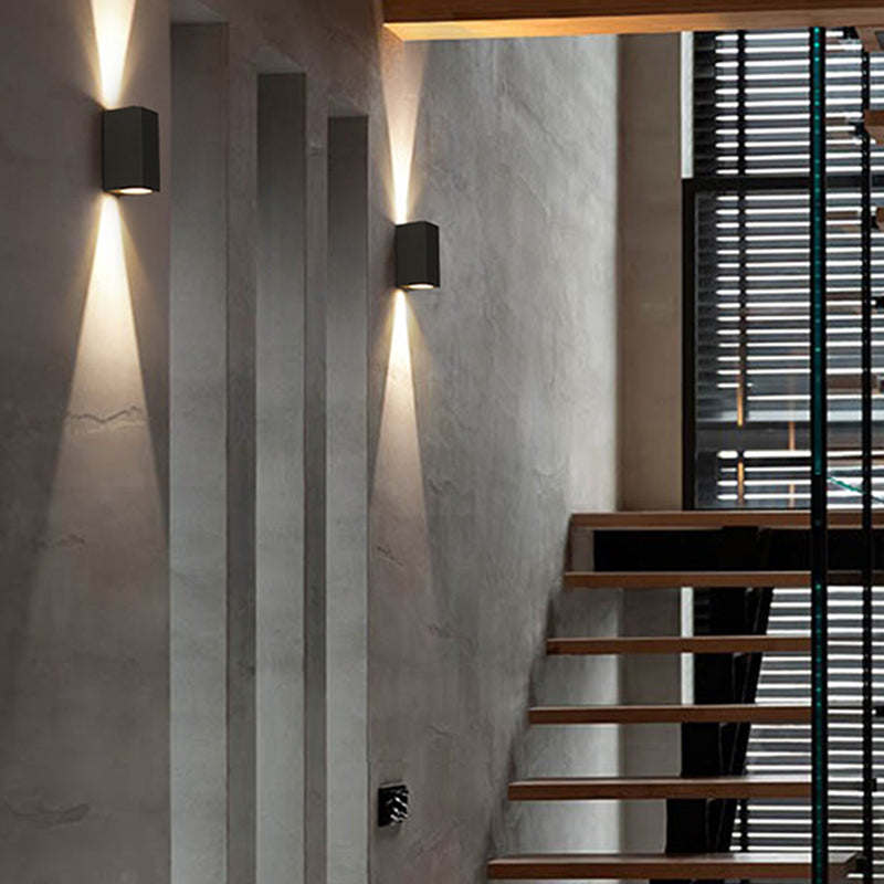 Luz de montaje de pared simple de estilo moderno Corredor al aire libre LED LIGHTURA