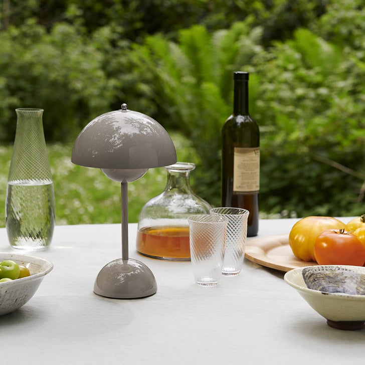 Colorful Macaron Desk Lamp Modern Style Desk Lighting Fixture for Sitting Room