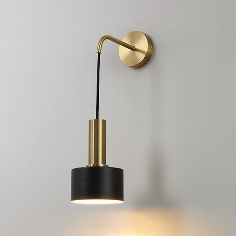 Éclairage mural de lecture en métal géométrique