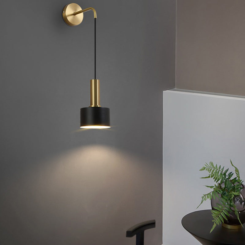 Éclairage mural de lecture en métal géométrique