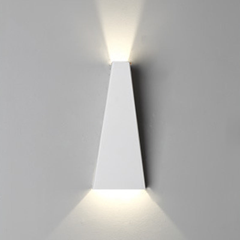 Éclairage mural en métal de forme géométrique moderne 2 lumières Éclairage mural