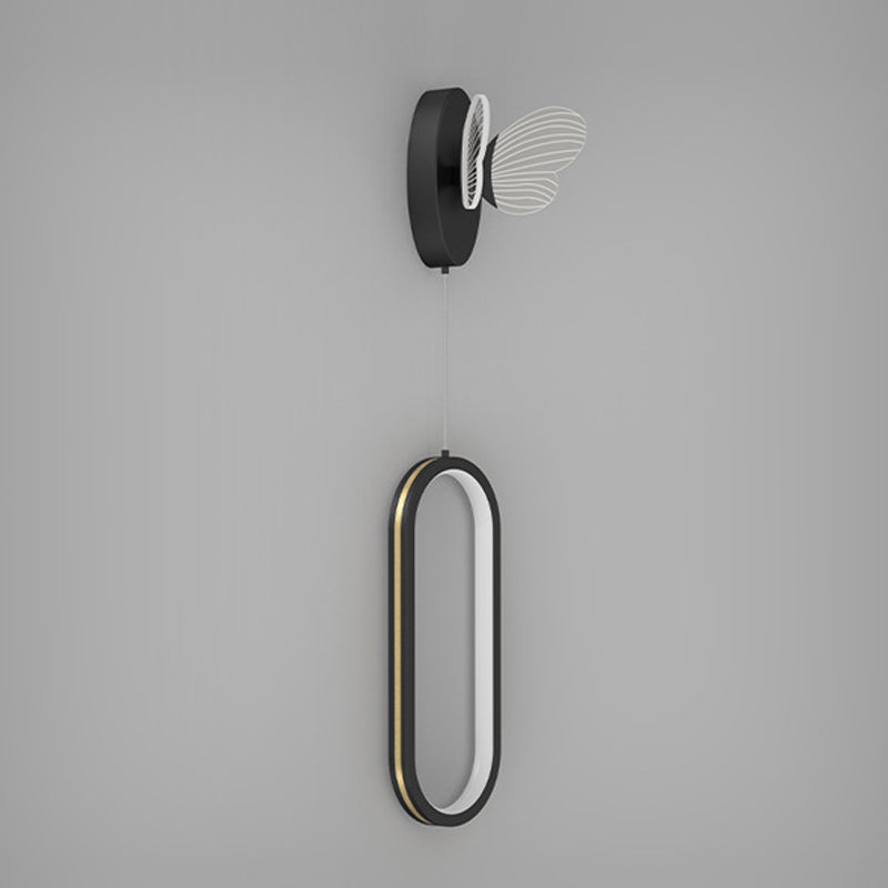 Éclairage mural en métal de forme géométrique