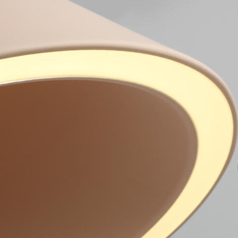 Forme de cône en métal Lumières suspendues modernes Macaron style 1 pendentif lumineux Light pour salle à manger