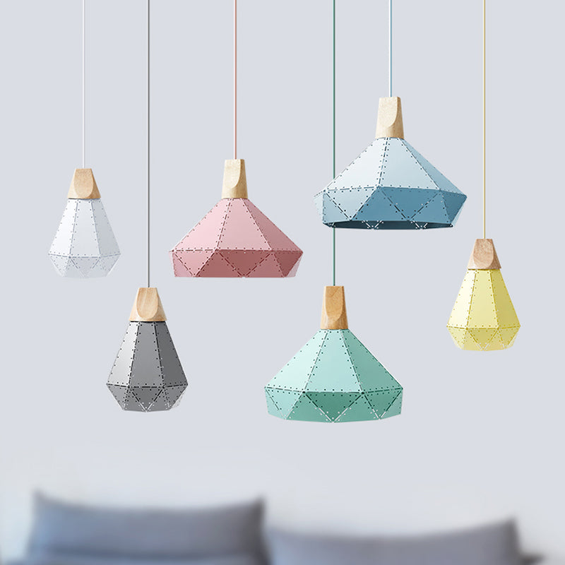 Metal Dome Hanging Lights Modern Macaron Style 1 Light Pendant Light pour salle à manger