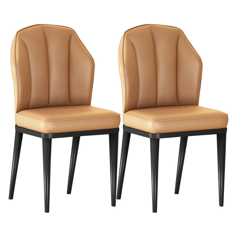 Sillas sin brazos de comedor de metal Glam tapizadas sillas de cuero para restaurante