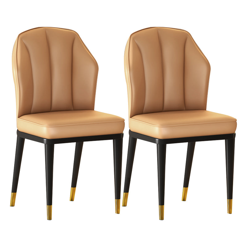 Sillas sin brazos de comedor de metal Glam tapizadas sillas de cuero para restaurante