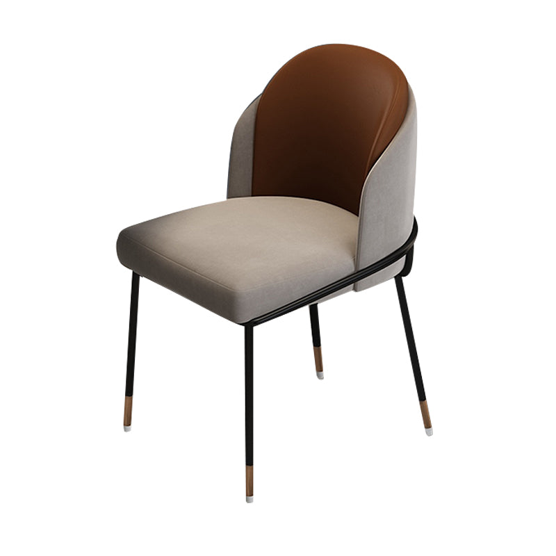 Silla de comedor de metal Glam, silla sin brazos lateral de comedor tapizada para uso en restaurantes