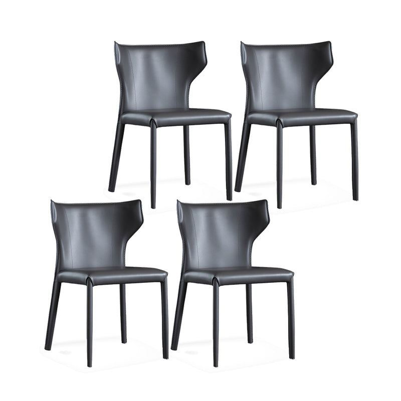 Silla lateral moderna con respaldo de orejas, silla de cuero con acabado mate para comedor