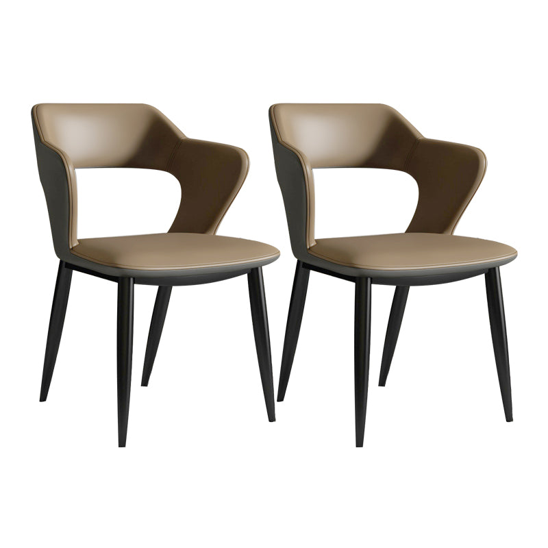 Silla de comedor contemporánea con respaldo abierto curvado de cuero con acabado mate