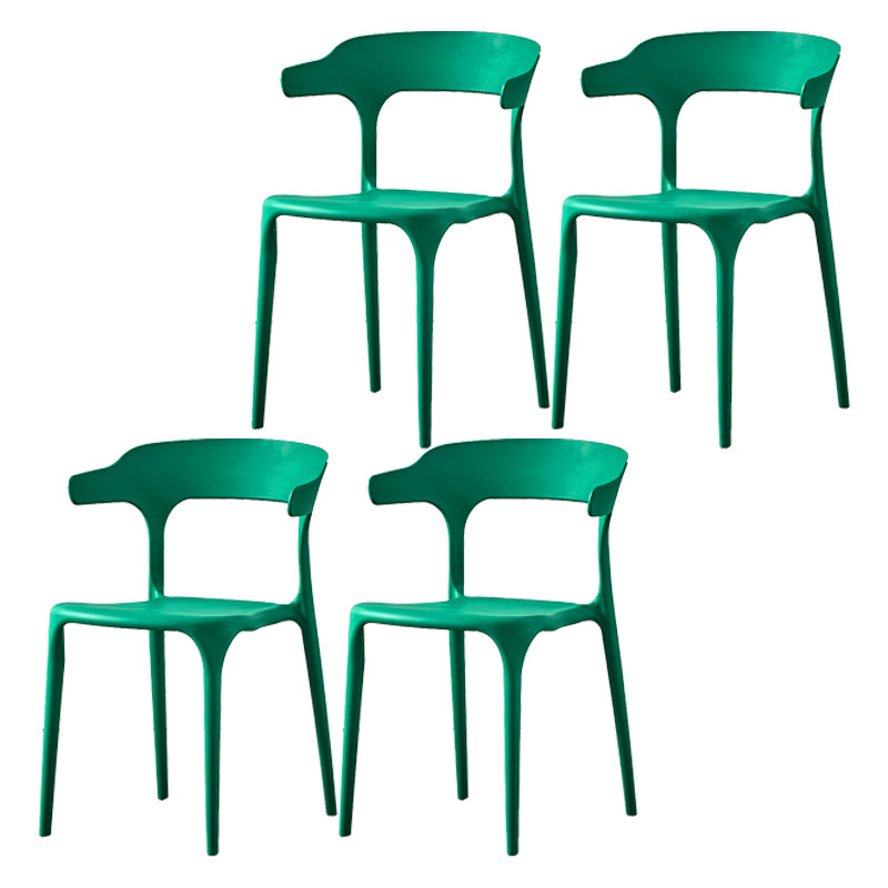 Polcatura da pranzo in plastica in plastica scandinava.
