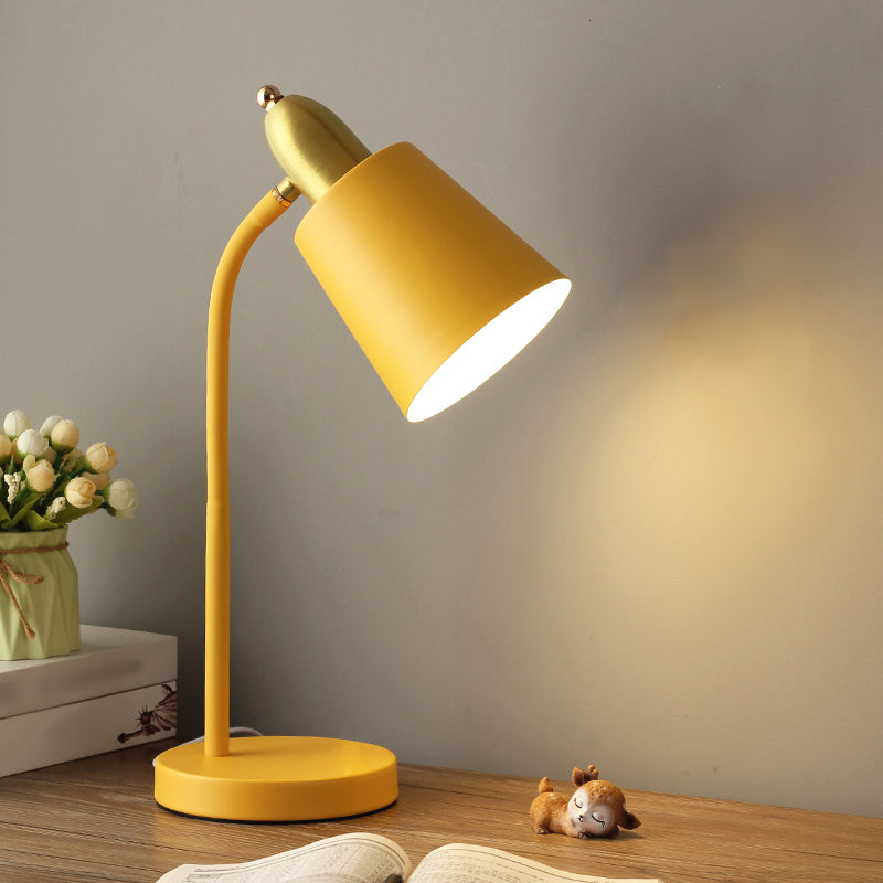 Lampada da tavolo conico in stile contemporaneo metallo a 1 luce