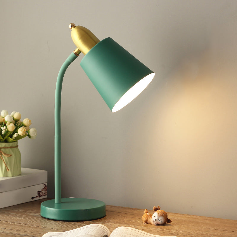 Lampada da tavolo conico in stile contemporaneo metallo a 1 luce