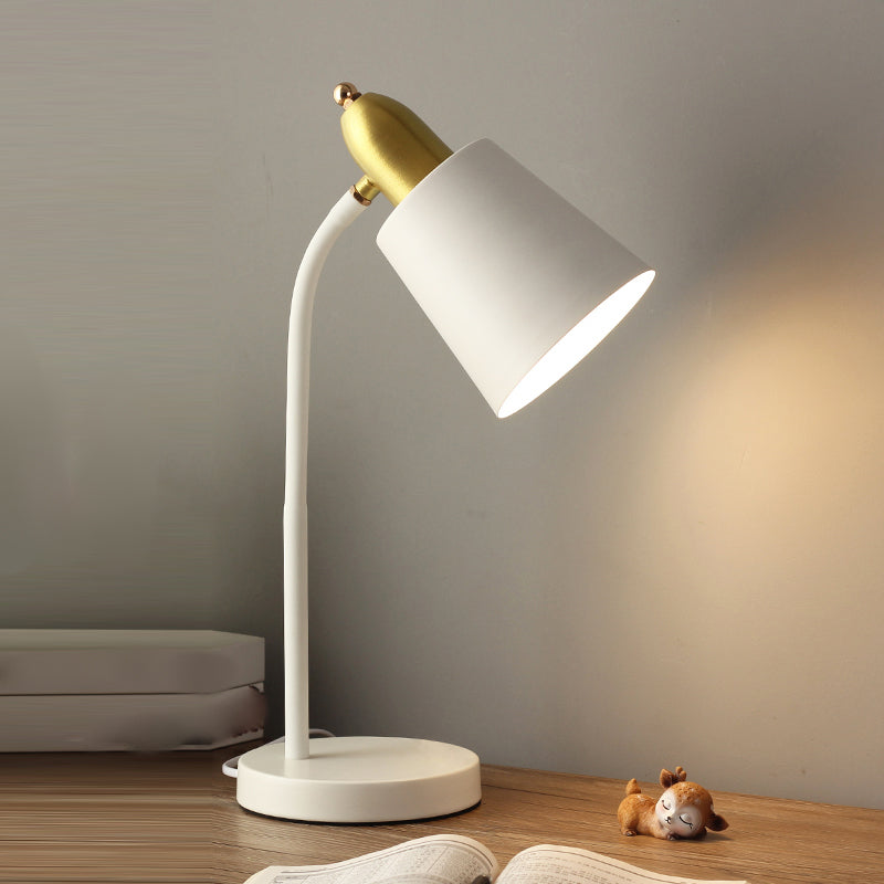 Lampada da tavolo conico in stile contemporaneo metallo a 1 luce