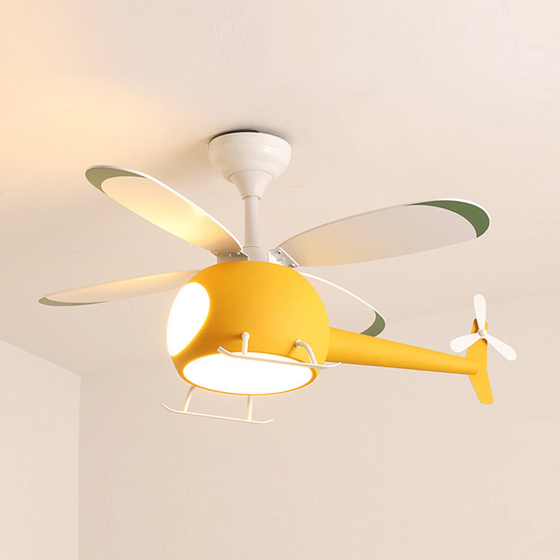 Éclairage de ventilateur de plafond de style pour enfants Metal 4 Plafond léger lampe à fans pour restaurant