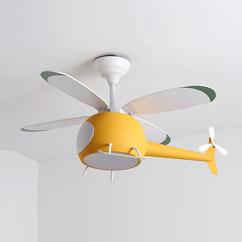 Éclairage de ventilateur de plafond de style pour enfants Metal 4 Plafond léger lampe à fans pour restaurant