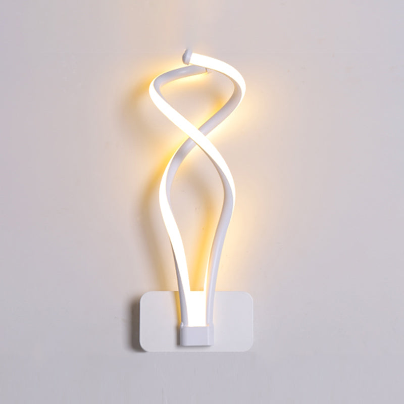 Moderner Stil Metall Wandleuchte lineare Form LED -Wandleuchte für Schlafzimmer