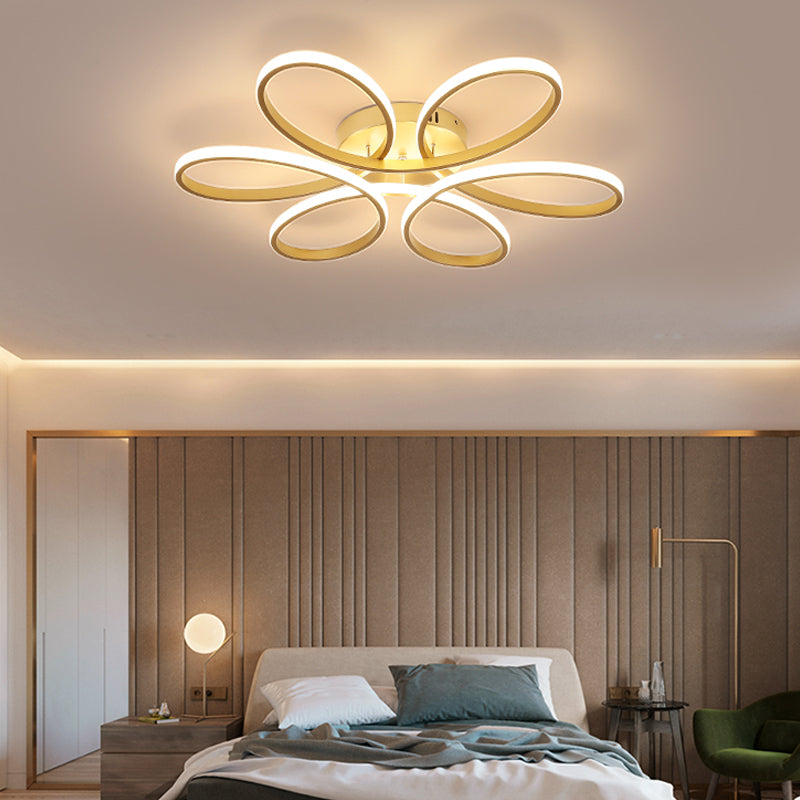 Modern Flush Light Fixtures Linear Metal 1 Light Flush Mount Lamps in Gold