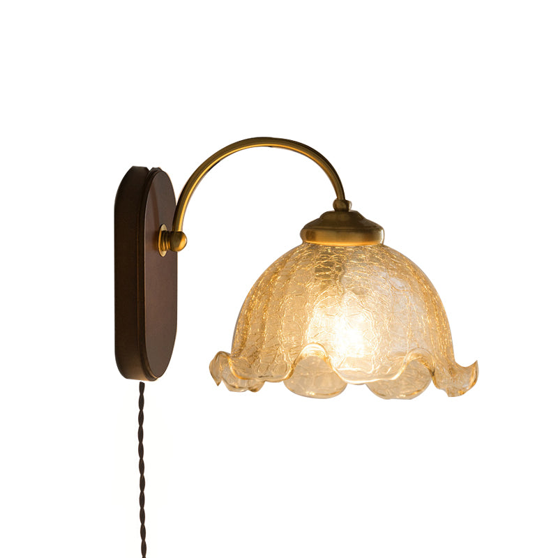 Éclairage mural en verre de forme unique