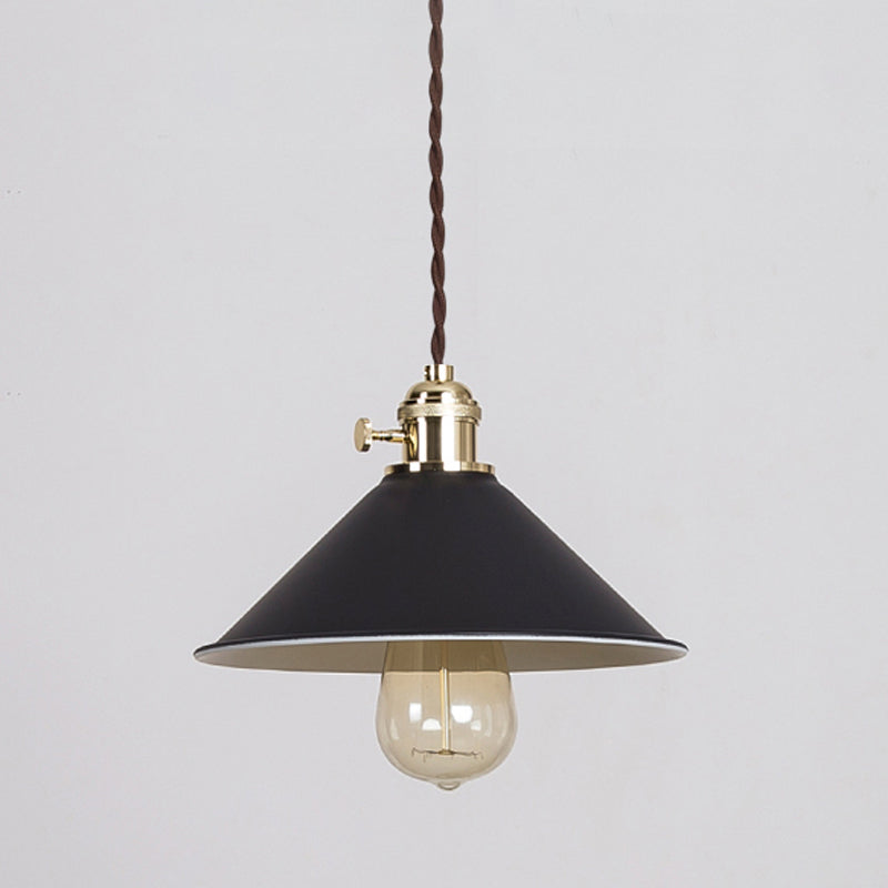 Forme de cône en métal Lumières suspendues modernes à 1 lumière suspendue à support pour salle à manger