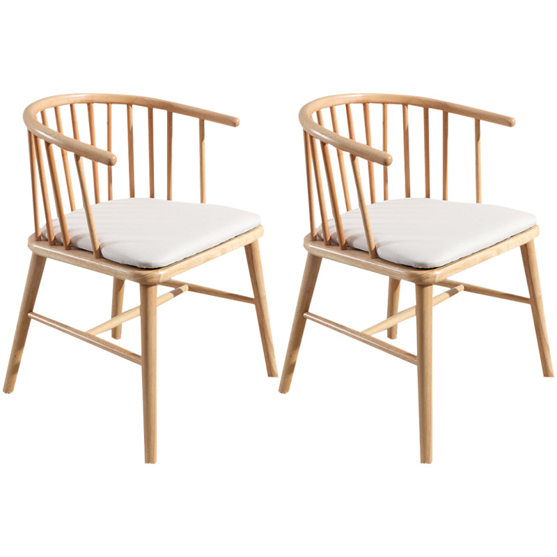 Restaurant contemporain dinant la chaise de salle à manger arrière en bois de chaise de bras