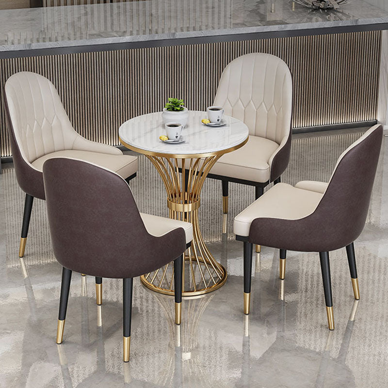 Silla de comedor de metal Glam, sillas de comedor tapizadas sin brazos para uso en restaurantes