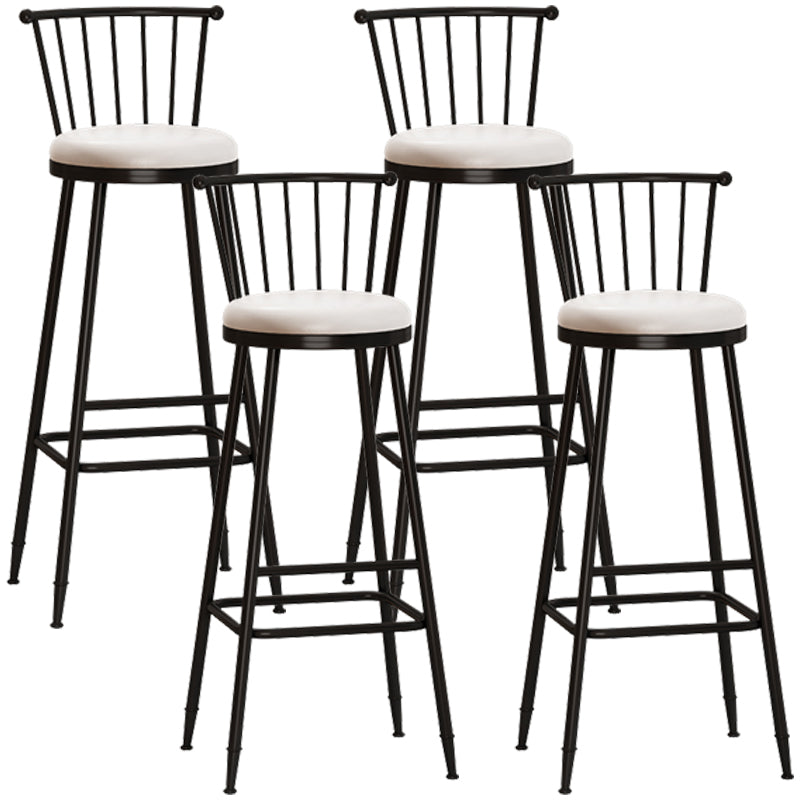 Taburete de bar moderno sin brazos con respaldo, taburete de acero para tienda de té con leche y cojín de cuero