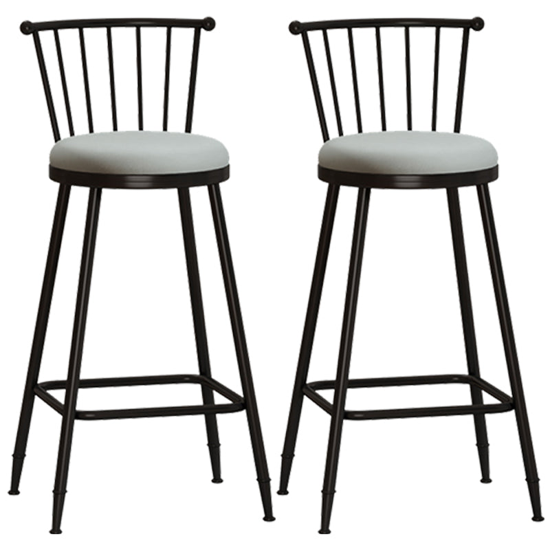 Taburete de bar moderno sin brazos con respaldo, taburete de acero para tienda de té con leche y cojín de cuero