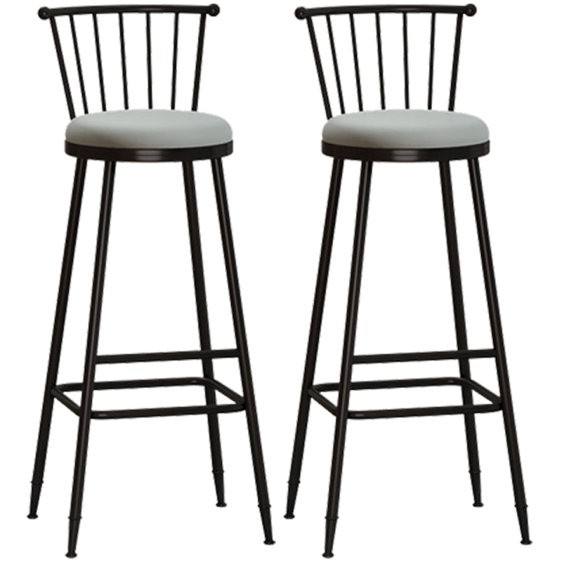 Taburete de bar moderno sin brazos con respaldo, taburete de acero para tienda de té con leche y cojín de cuero