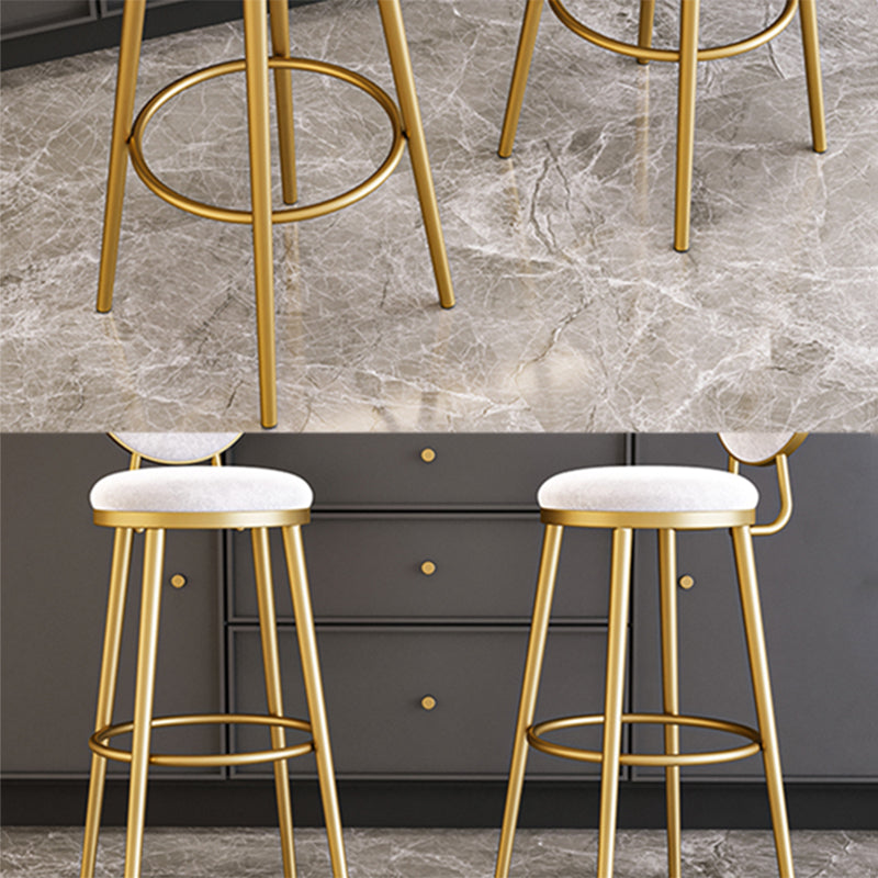 Glam Rückenlehne, armloser Thekenhocker, Café-Barhocker aus Eisen mit Samtkissen und Pedal