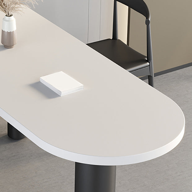 Table en bois irrégulière pour restaurant Table à manger moderne avec 3 pieds