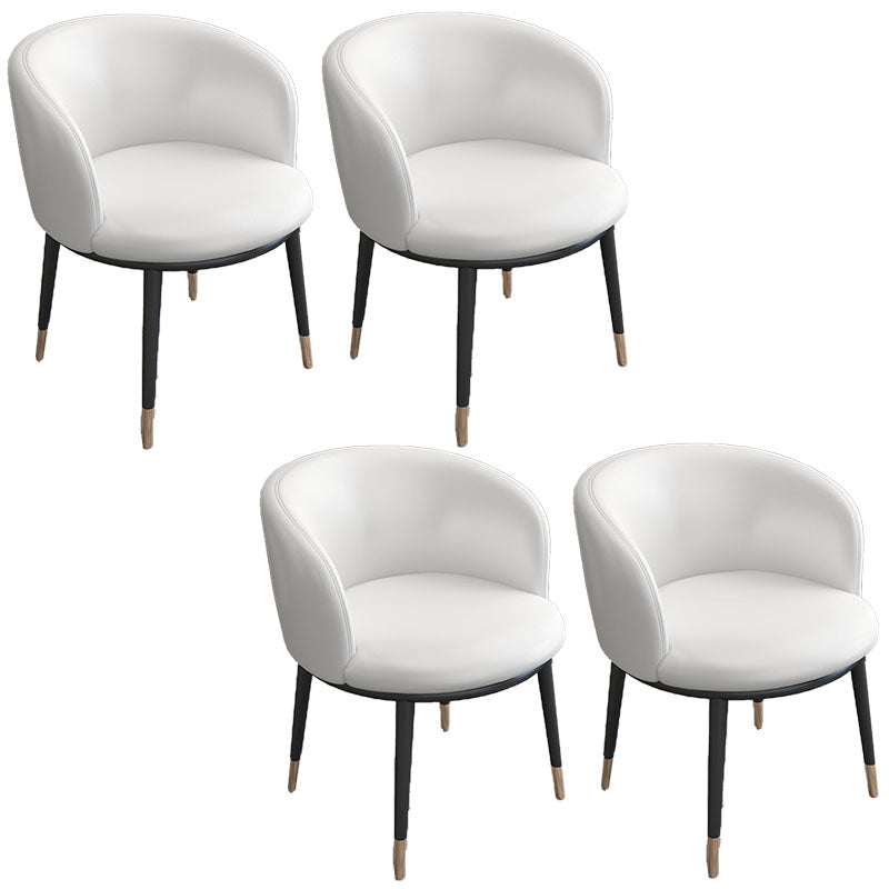Silla de comedor de cuero con respaldo sólido y acabado mate para el hogar contemporáneo