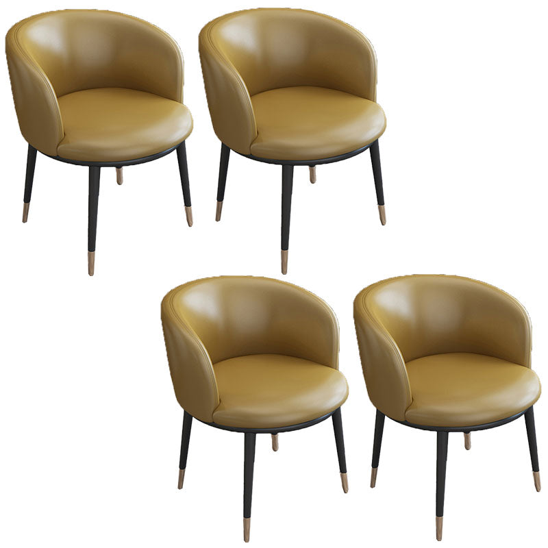 Silla de comedor de cuero con respaldo sólido y acabado mate para el hogar contemporáneo