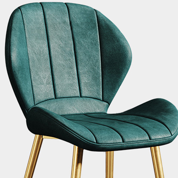 Silla lateral casera tapizada escandinava Wingback Silla de comedor con acabado mate
