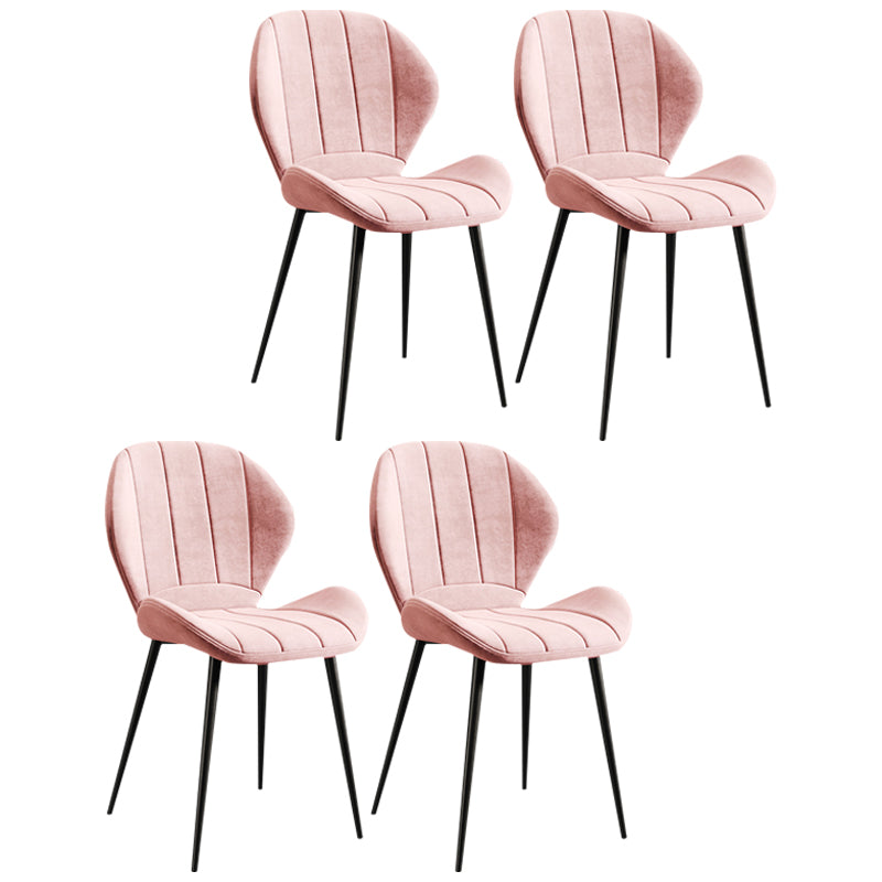 Silla lateral casera tapizada escandinava Wingback Silla de comedor con acabado mate